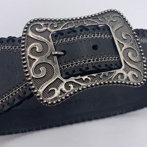 Another Line Belt.   NEW